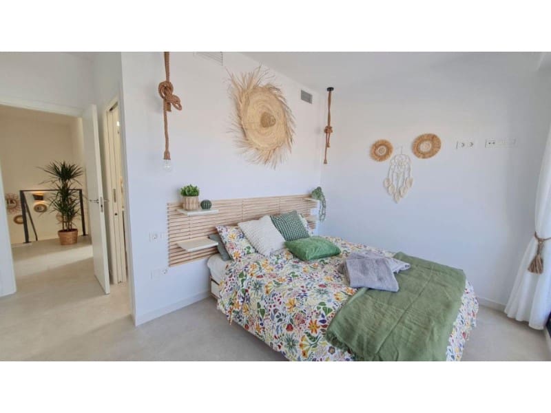 3 sypialnia Willa na sprzedaż w San Pedro del Pinatar z basenem - 445 000 € (Ref: 9927329)
