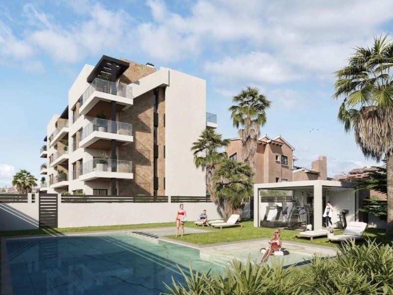 3 quarto Moradia Geminada para venda em Aguas Nuevas com piscina garagem - 550 000 € (Ref: 9947801)