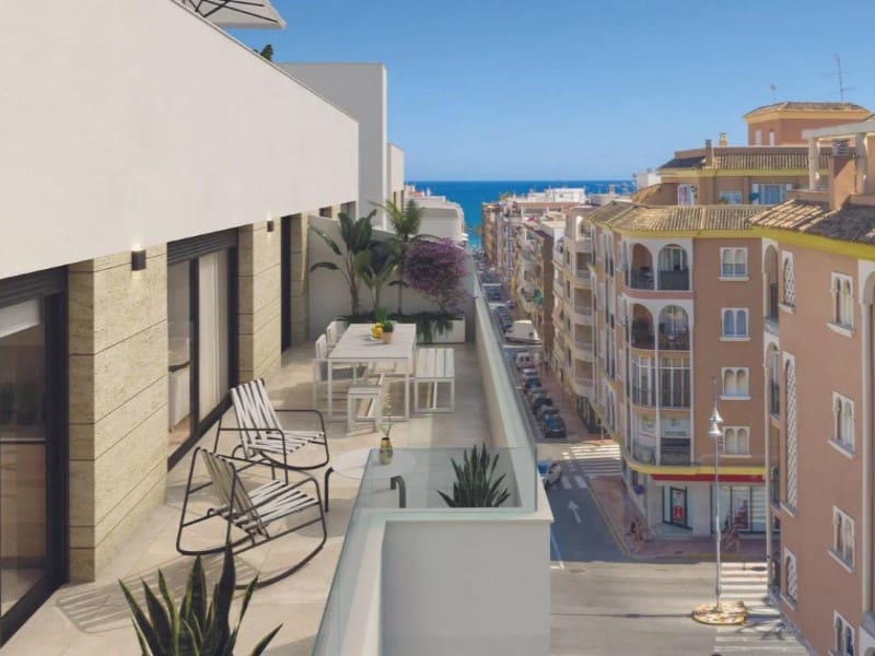 3 slaapkamer Appartement te koop in Torrevieja met zwembad - € 460.000 (Ref: 9947831)