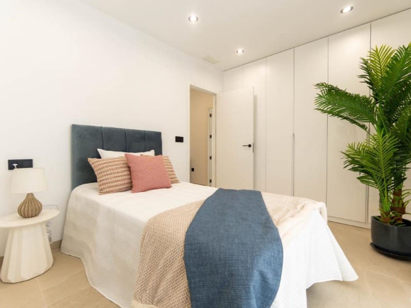 4 bedroom Villa for sale in San Pedro del Pinatar with pool - € 890,000 (Ref: 9955916)