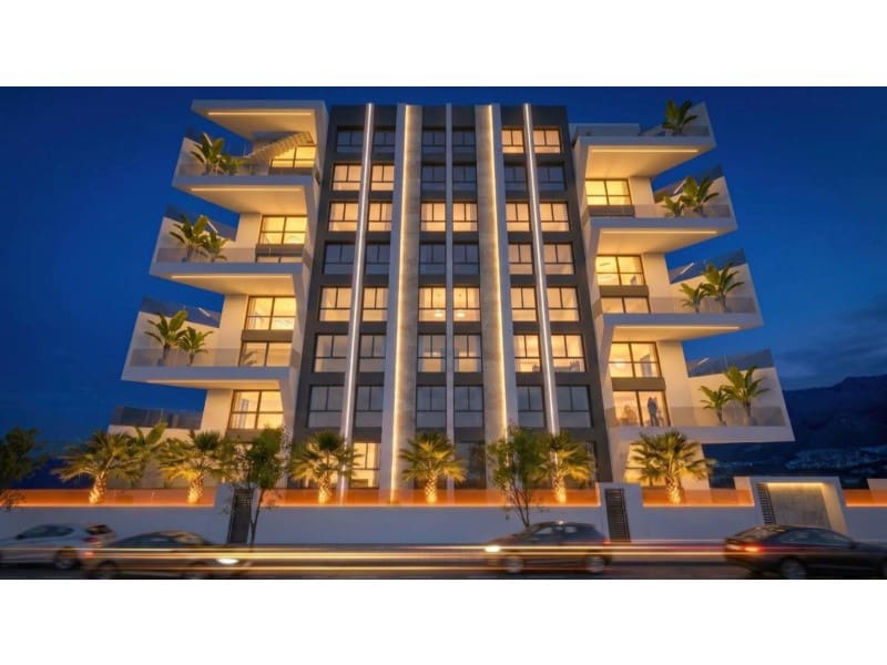 3 makuuhuone Huoneisto myytävänä paikassa La Villajoyosa / Vila Joiosa mukana uima-altaan 
autotalli - 625 000 € (Ref: 9967777)