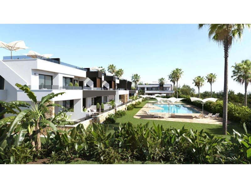 2 bedroom Bungalow for sale in Rojales with pool garage - € 314,000 (Ref: 9968332)