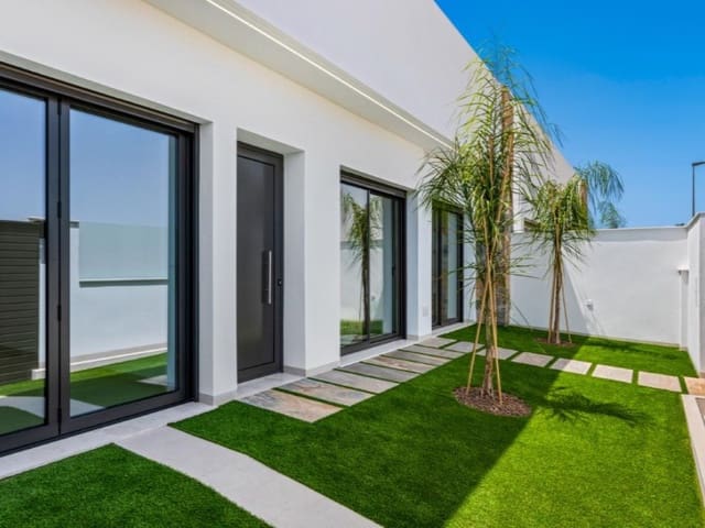 3 makuuhuone Huvila myytävänä paikassa Las Lomas de Rame - Bahía Bella, Los Alcázares mukana uima-altaan - 499 900 € (Ref: 9970557)