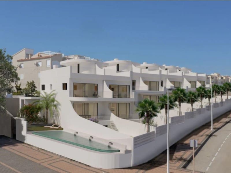 2 soveværelse Lejlighed til salg i La Mata med swimmingpool - € 565.000 (Ref: 9975358)
