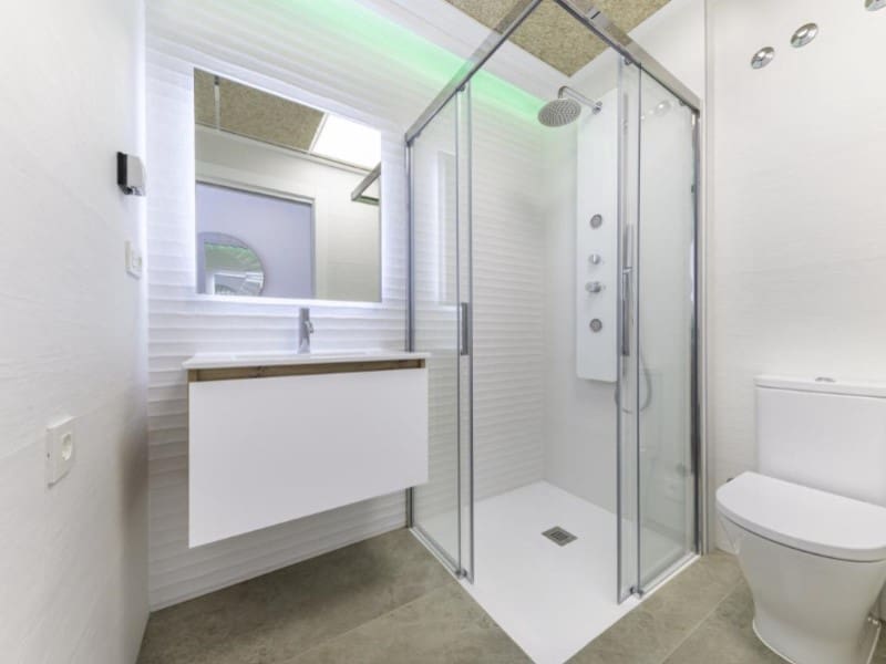 Apartamento de 3 habitaciones en Torrevieja en venta con piscina - 330.000 € (Ref: 9977265)