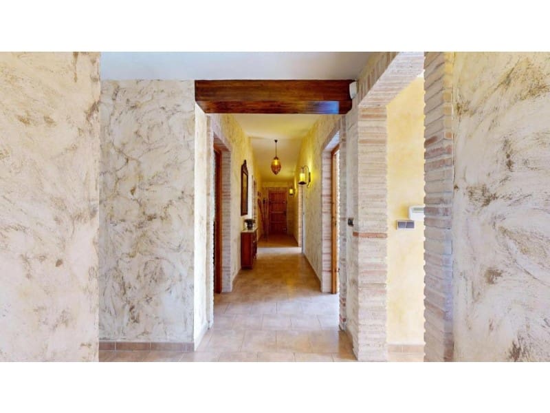 4 bedroom Villa for sale in Orihuela - € 410,000 (Ref: 9977266)