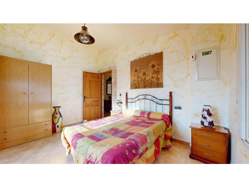 4 bedroom Villa for sale in Orihuela - € 410,000 (Ref: 9977266)