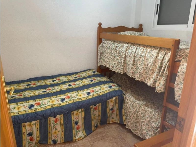 2 soverom Leilighet til salgs i Guardamar del Segura med garasje - € 139 900 (Ref: 9977269)