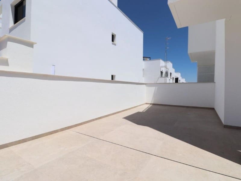 3 slaapkamer Appartement te koop in Torrevieja met zwembad - € 310.000 (Ref: 9977270)