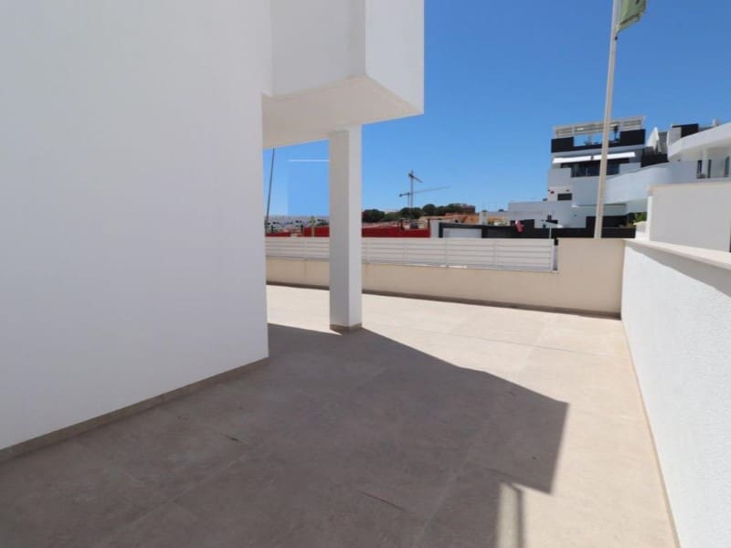 3 slaapkamer Appartement te koop in Torrevieja met zwembad - € 310.000 (Ref: 9977270)