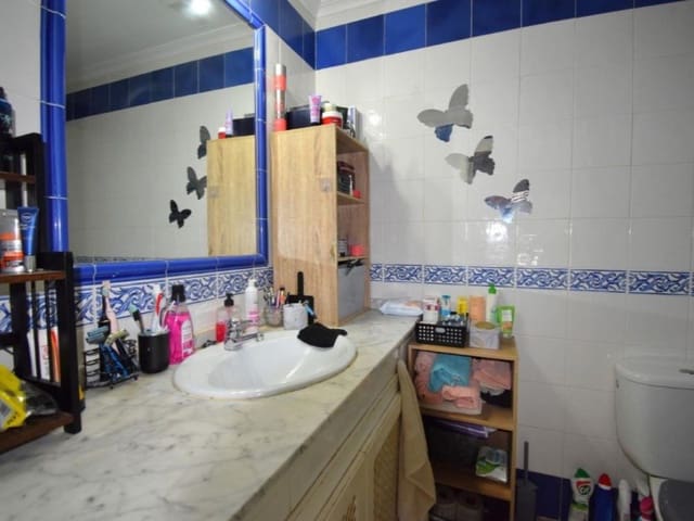 2 soverom Leilighet til salgs i Orihuela ciudad, Orihuela med svømmebasseng - € 179 000 (Ref: 9980437)