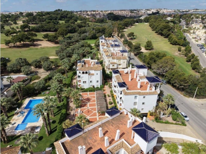 2 soverom Leilighet til salgs i Orihuela med svømmebasseng - € 179 000 (Ref: 9980437)