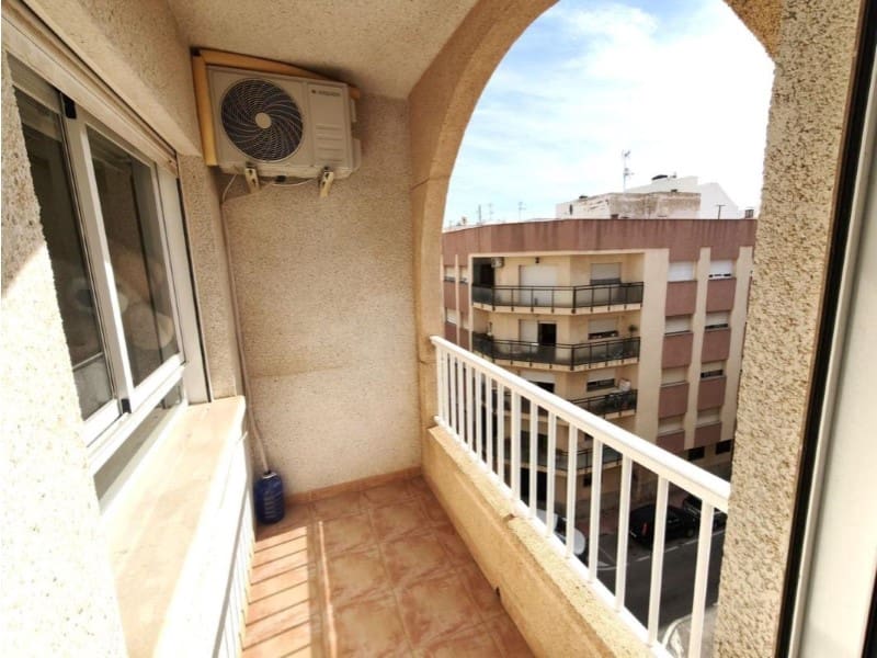 2 soveværelse Lejlighed til salg i Torrevieja - € 162.000 (Ref: 9980447)