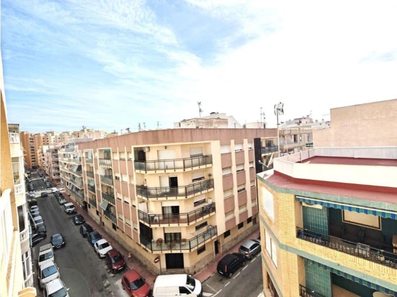 2 soveværelse Lejlighed til salg i Torrevieja - € 162.000 (Ref: 9980447)