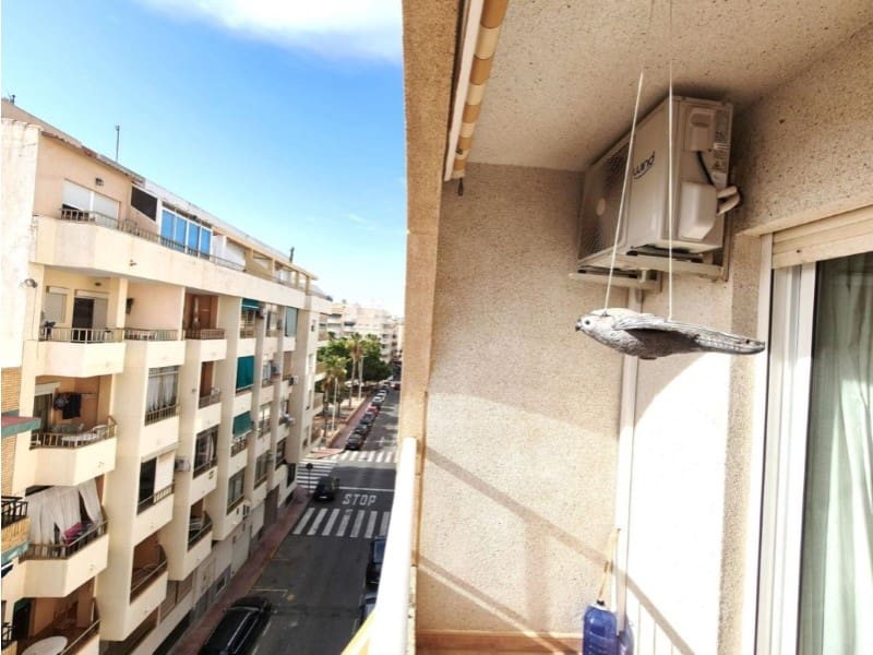 2 soveværelse Lejlighed til salg i Torrevieja - € 162.000 (Ref: 9980447)