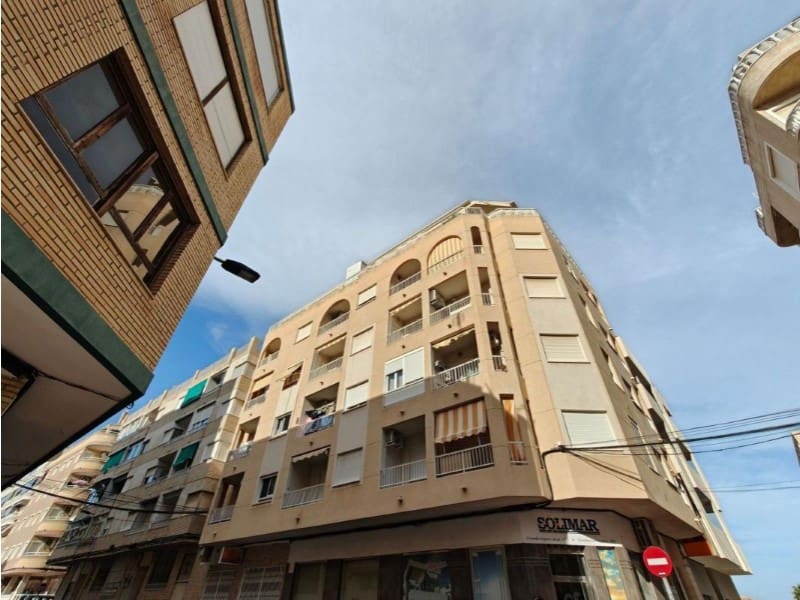 2 soveværelse Lejlighed til salg i Torrevieja - € 162.000 (Ref: 9980447)