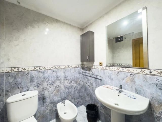 4 makuuhuone Huoneisto myytävänä paikassa Parque de las Naciones, Torrevieja - 275 000 € (Ref: 9980450)