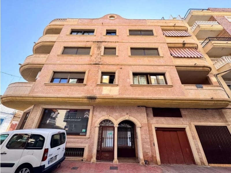 4 makuuhuone Huoneisto myytävänä paikassa Torrevieja - 275 000 € (Ref: 9980450)