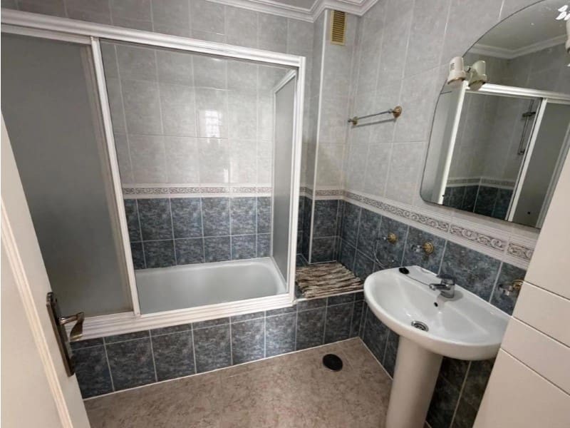3 slaapkamer Halfvrijstaande villa te koop in Orihuela - € 279.000 (Ref: 9980462)