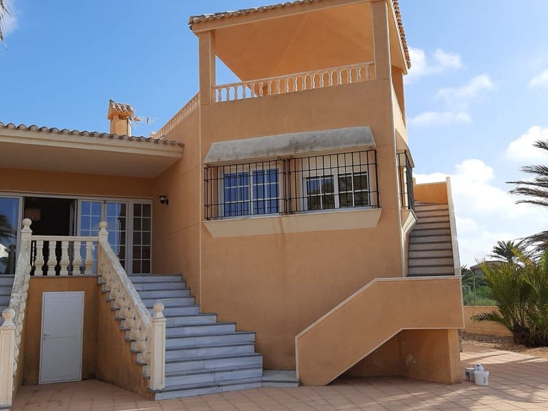 3 camera da letto Villa in vendita in La Manga del Mar Menor con piscina garage - 780.000 € (Rif: 9982910)