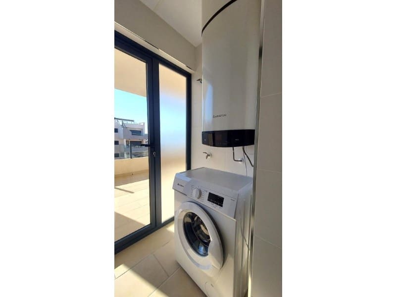 2 Zimmer Apartment zu verkaufen in San Miguel de Salinas mit Pool - 245.000 € (Ref: 9984856)