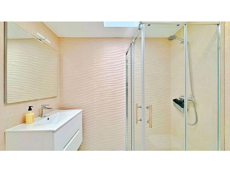 Pareado de 3 habitaciones en Torrevieja en venta con piscina - 310.000 € (Ref: 9984869)