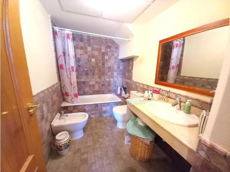 3 sovrum Semi-fristående Villa till salu i Finestrat med pool - 317 000 € (Ref: 9984873)