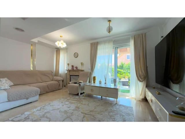 5 soveværelse Semi-Rækkehus til salg i San Juan de Alicante / Sant Joan d'Alacant med swimmingpool - € 500.000 (Ref: 9984876)