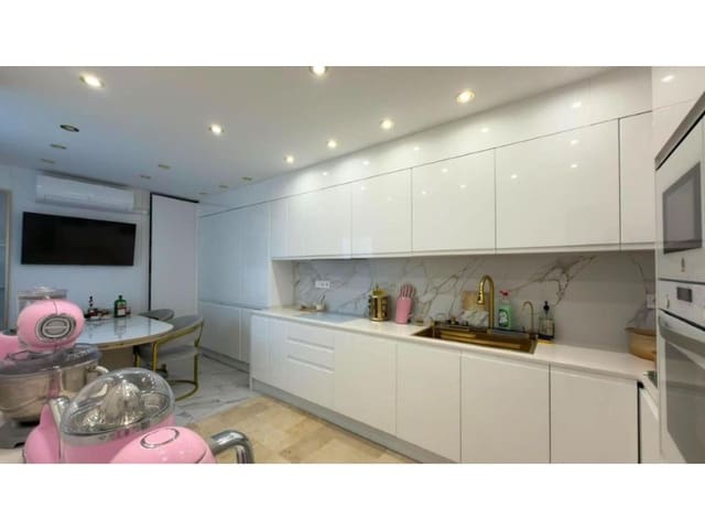 5 soveværelse Semi-Rækkehus til salg i San Juan de Alicante / Sant Joan d'Alacant med swimmingpool - € 500.000 (Ref: 9984876)