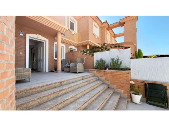 5 soveværelse Semi-Rækkehus til salg i San Juan de Alicante / Sant Joan d'Alacant med swimmingpool - € 500.000 (Ref: 9984876)