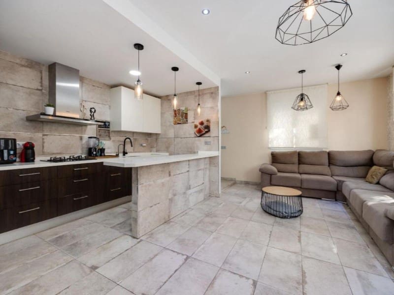 3 sovrum Semi-fristående Villa till salu i Torrevieja - 350 000 € (Ref: 9984877)