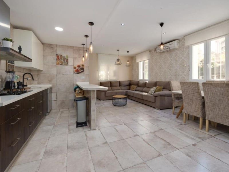 3 sovrum Semi-fristående Villa till salu i Torrevieja - 350 000 € (Ref: 9984877)