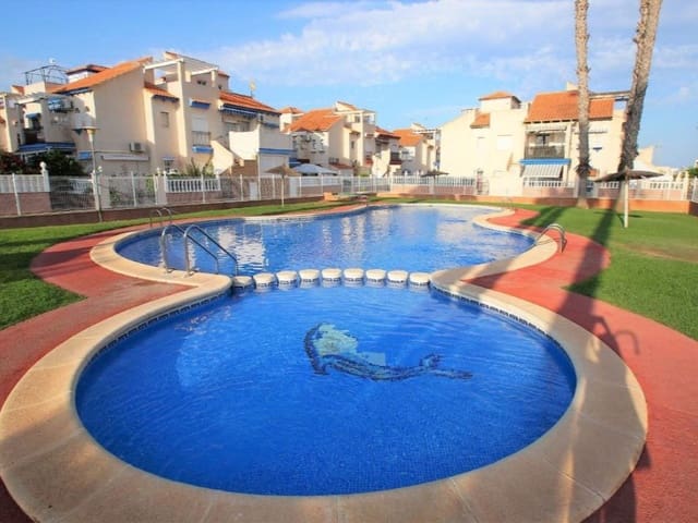 2 Zimmer Doppelhaus zu verkaufen in Playa Flamenca, Orihuela mit Pool - 149.000 € (Ref: 9984879)