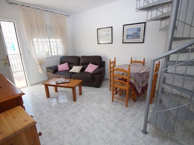 2 Zimmer Doppelhaus zu verkaufen in Playa Flamenca, Orihuela mit Pool - 149.000 € (Ref: 9984879)