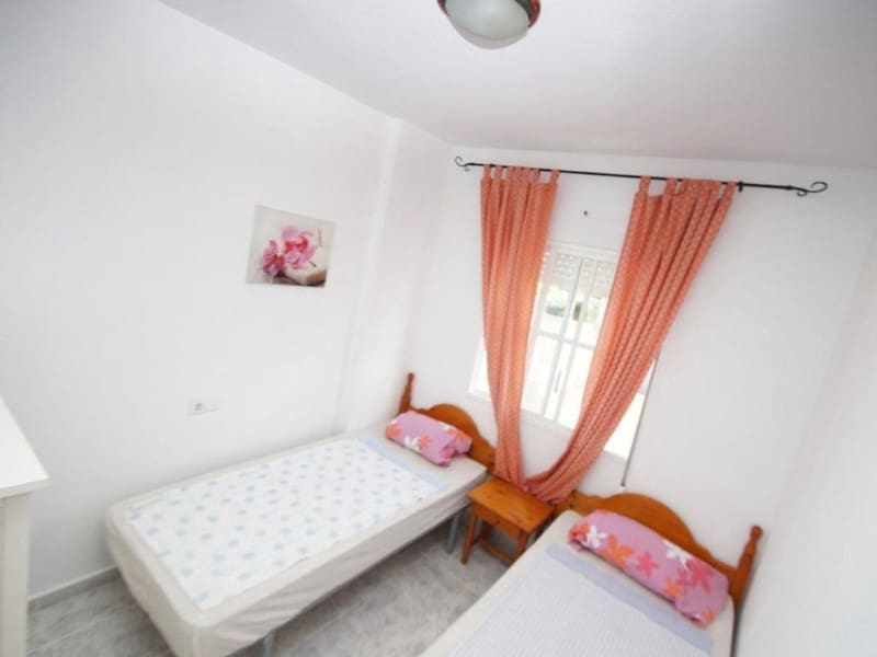 2 Zimmer Doppelhaus zu verkaufen in Playa Flamenca mit Pool - 149.000 € (Ref: 9984879)