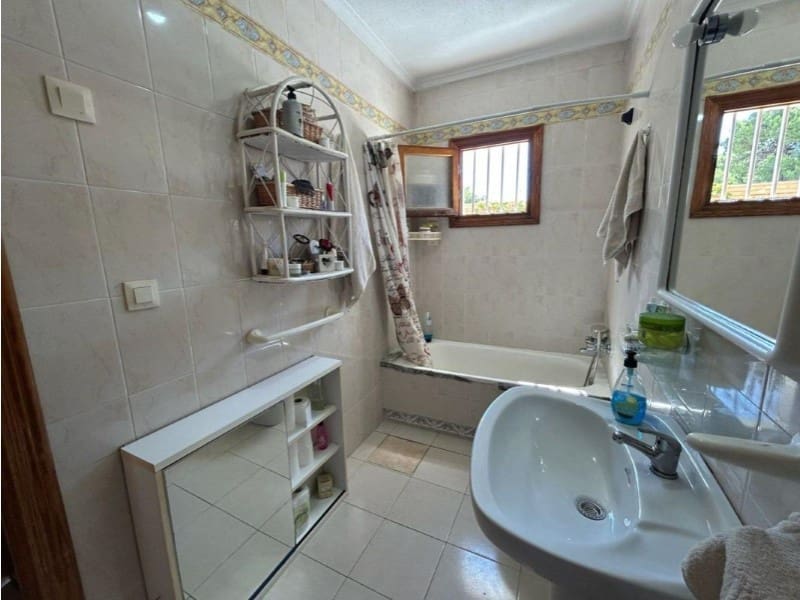 1 bedroom Semi-detached Villa for sale in Torrevieja - € 148,900 (Ref: 9984880)