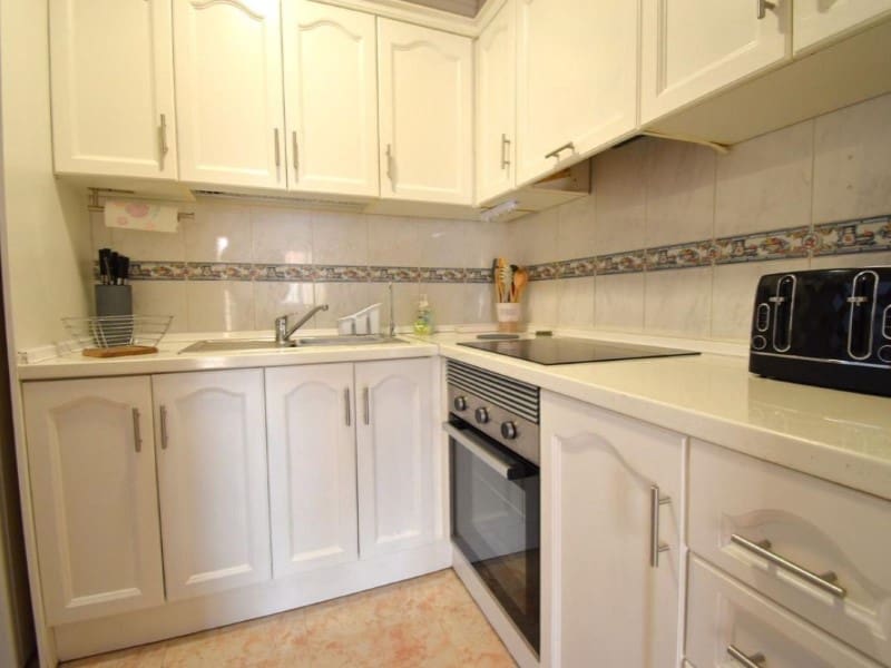 2 sovrum Semi-fristående Villa till salu i Playa Flamenca med pool - 225 000 € (Ref: 9984882)