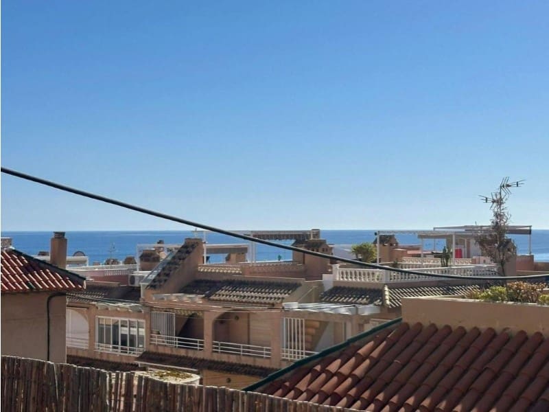 2 Zimmer Doppelhaus zu verkaufen in Torrevieja - 218.000 € (Ref: 9984883)