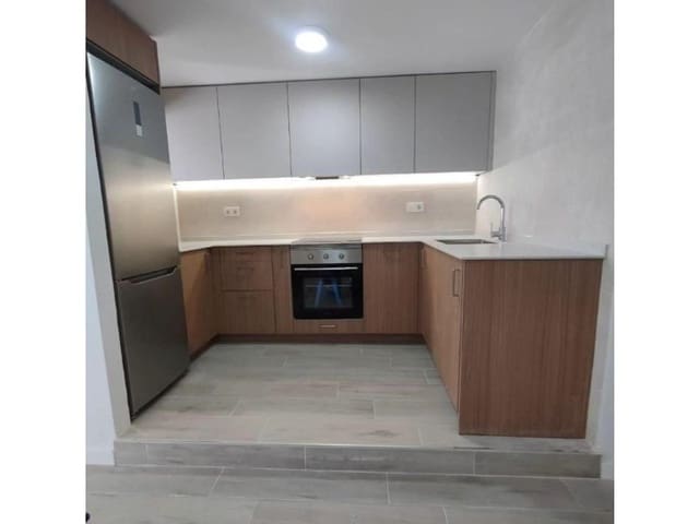 2 Zimmer Doppelhaus zu verkaufen in Torreblanca, Torrevieja mit Pool - 239.900 € (Ref: 9984885)