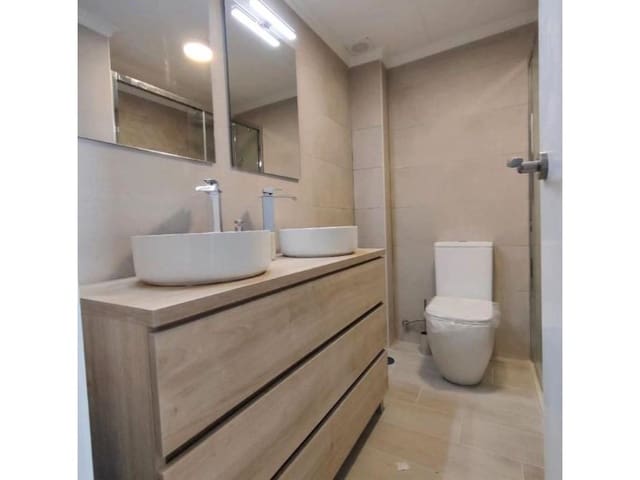 2 Zimmer Doppelhaus zu verkaufen in Torreblanca, Torrevieja mit Pool - 239.900 € (Ref: 9984885)
