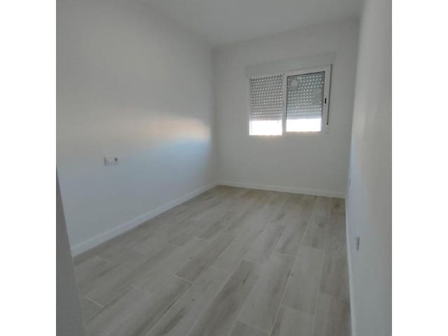 2 Zimmer Doppelhaus zu verkaufen in Torreblanca, Torrevieja mit Pool - 239.900 € (Ref: 9984885)