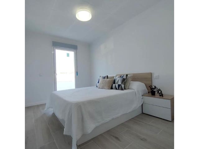 2 Zimmer Doppelhaus zu verkaufen in Torreblanca, Torrevieja mit Pool - 239.900 € (Ref: 9984885)