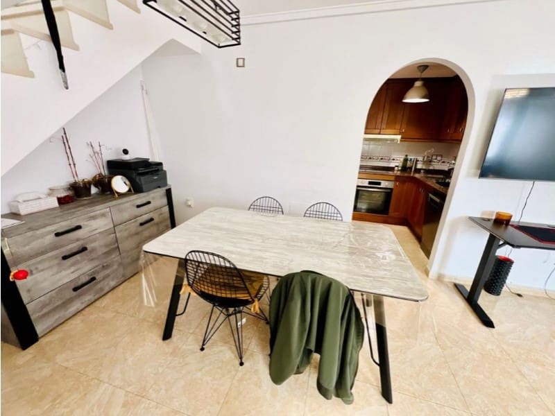 3 sovrum Semi-fristående Villa till salu i Torrevieja med pool - 279 900 € (Ref: 9984886)