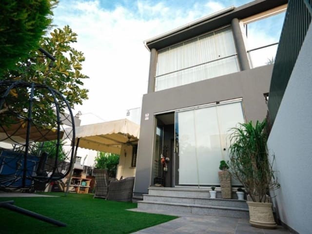 3 soveværelse Semi-Rækkehus til salg i Aguas Nuevas, Torrevieja med swimmingpool - € 375.000 (Ref: 9984888)
