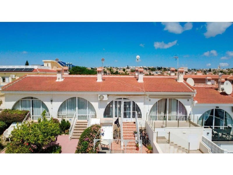 2 slaapkamer Halfvrijstaande villa te koop in Rojales met zwembad - € 149.000 (Ref: 9984890)