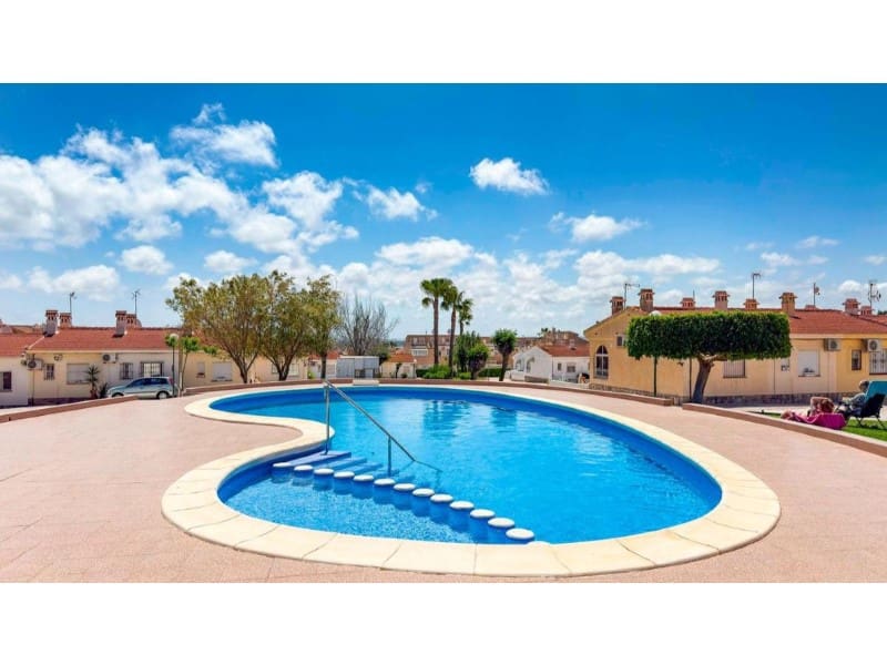2 slaapkamer Halfvrijstaande villa te koop in Rojales met zwembad - € 149.000 (Ref: 9984890)