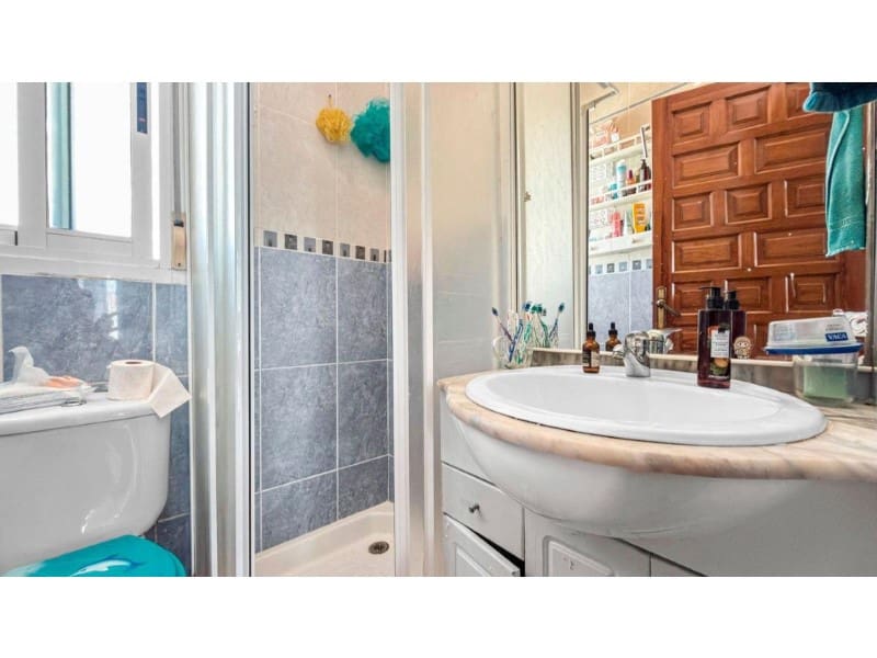 2 slaapkamer Halfvrijstaande villa te koop in Rojales met zwembad - € 149.000 (Ref: 9984890)