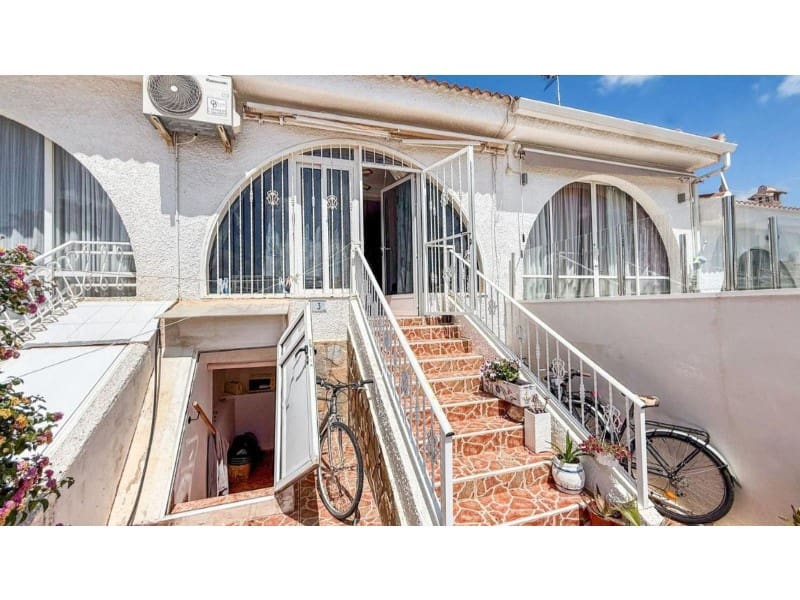2 slaapkamer Halfvrijstaande villa te koop in Rojales met zwembad - € 149.000 (Ref: 9984890)