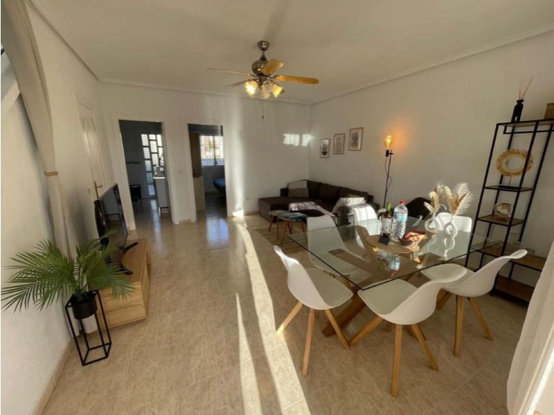 3 soveværelse Semi-Rækkehus til salg i Rojales med swimmingpool - € 244.900 (Ref: 9984891)