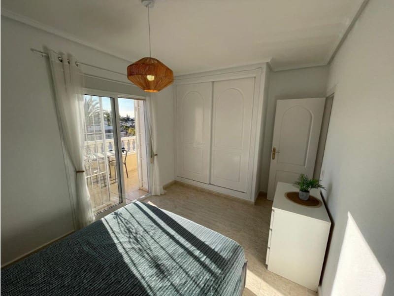 3 soveværelse Semi-Rækkehus til salg i Rojales med swimmingpool - € 244.900 (Ref: 9984891)